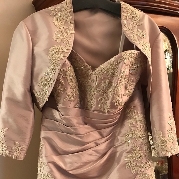 Mother of the bride GOWN.  Evening gown - Picture 3 of 5